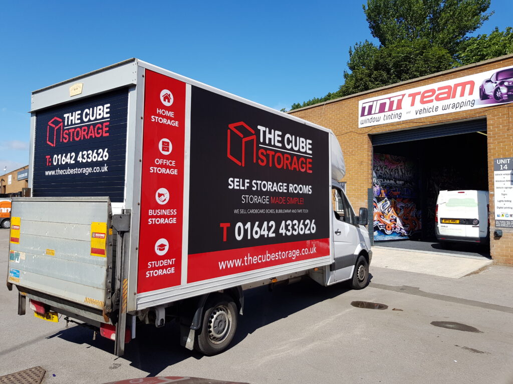luton van digital prints